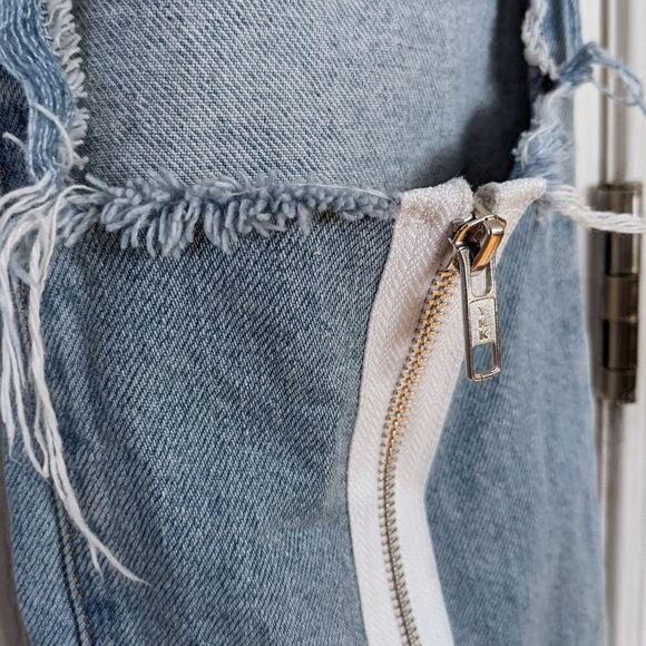 The ragged priest Mom distressed jeans size 26 @A3 - Picture 4 of 11